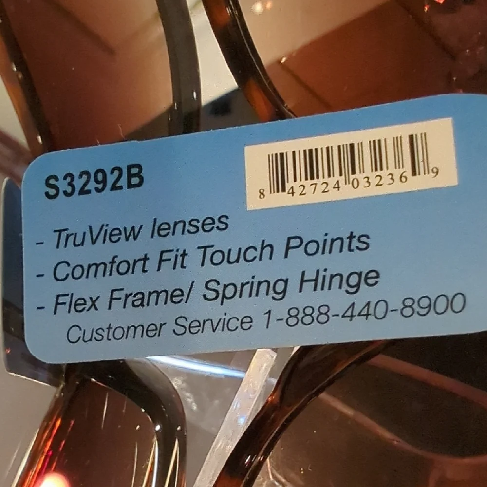 UV3 Sunglasses NWT